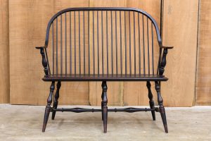 Continuous Arm Settee