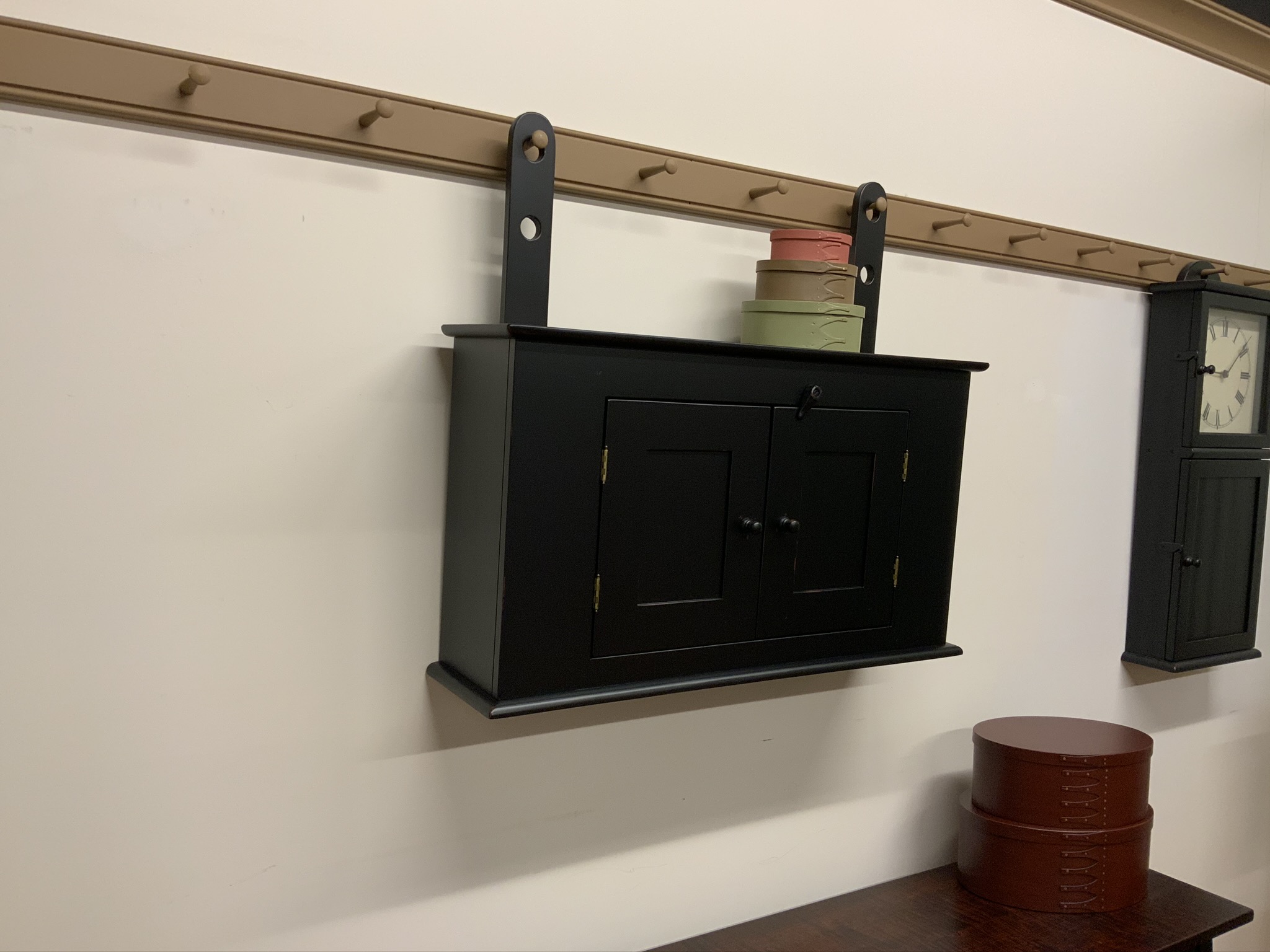 2 Door Hanging Cupboard Shaker Shoppe