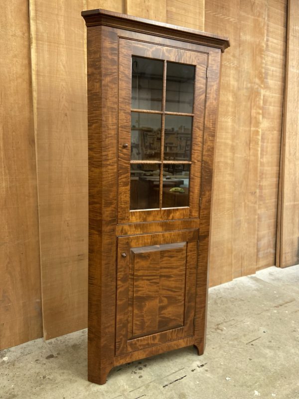 Small Glass Door Corner Cabinet in Tiger Maple wood - Image 6